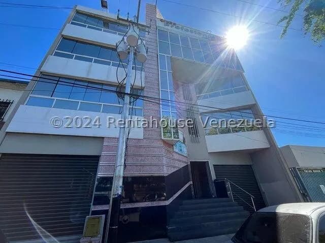 Comercial (Local Comercial) en Venta en Avenida Fuerzas Aereas, Aragua