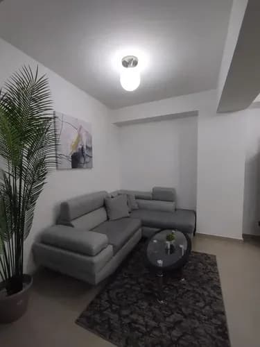 Apartamento En Mañongo Puerta Real I 3 Habitaciones 2 Baños Remodelados Semi Amoblado Aire Acondicionado Central 2 Puestos De Estacionamiento Techados Piscina Y Areas Sociales Piso 5. An