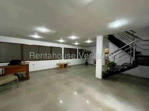 Jg Cod Flex 26-4716 Se Alquila Estupenda Casa Comercial En La California Norte Con 426 Mts Negociable
