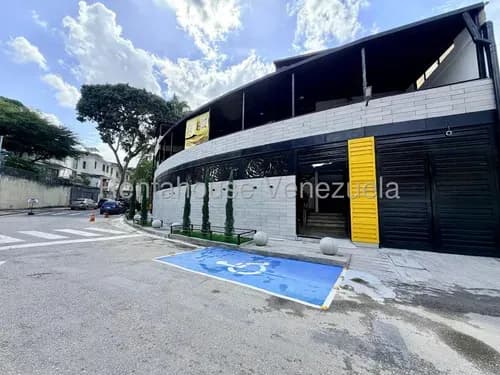 Casa Comercial En Venta Urb. San Román, Caracas 26-16706
