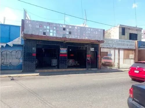 Local Comercial Y Apartamento En Venta En Barquisimeto Ey 9998937