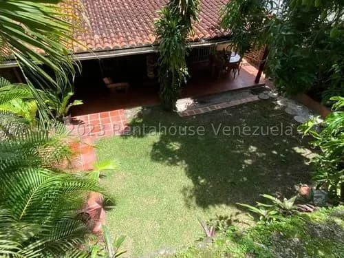 Acogedora Casa En Venta En El Cafetal 26-17720 Ma
