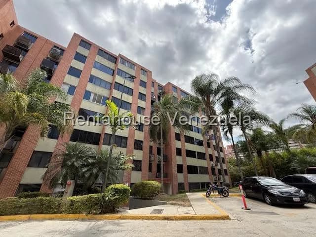Apartamento (1 Nivel) en Alquiler en Los Pomelos, Distrito Metropolitano