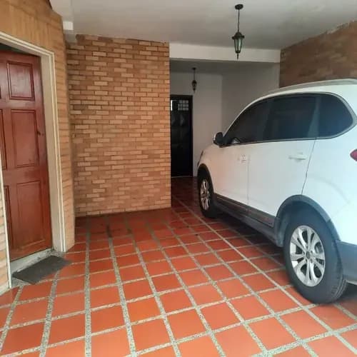 Ai-3345-001 Vende Amplio Townhouse En Mañongo, Naguanagua. Edo. Carabobo. Venezuela