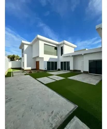 Vendo Casa 220m2 Pampatar 8963