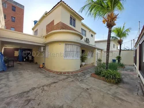 Venta Casa Paraíso #24-8581, Kl.