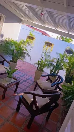 Juan Carlos Rodríguez Vende Casa En San Joaquín Oportunidad De Inversión