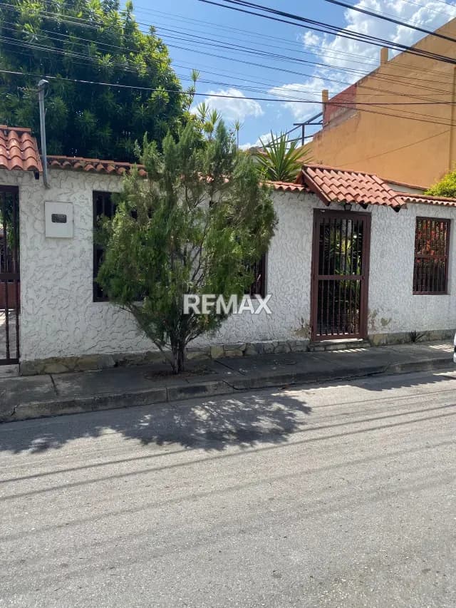 CASA EN VENTA EN LA FUNDACIÓN MENDOZA DE MARACAY