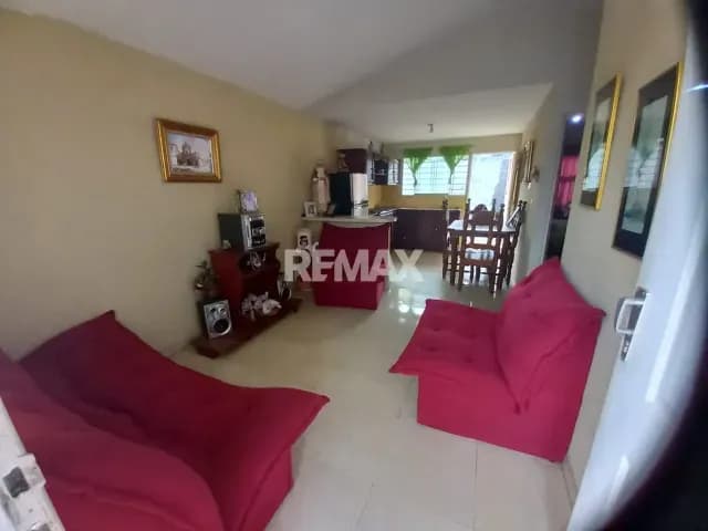 Estás buscando un Inmueble Amoblado, Cómodo en un urbanismo privado para alquilar?. Te lo tengo. Casa en Alquiler en la Urbanización Bosque de Camoruco. Acarigua. Portuguesa