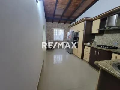 CASA EN VENTA URBANIZACION LA ESTANCIA, TIPURO II, MATURÍN