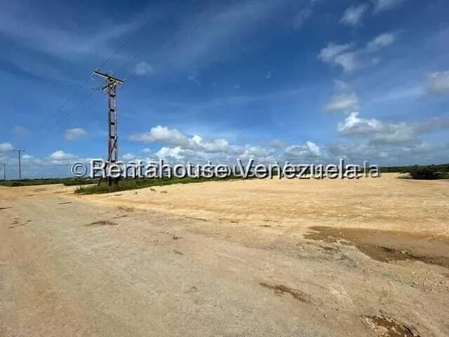 Terreno (Comercial) en Venta en Punto Fijo, Falcon