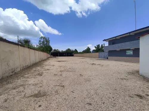 Terreno Con Oficina En Los Guayos Av. Principal De El Roble Ideal Para Transporte