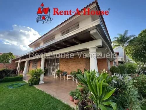 Casa Espectacular En Venta En El Marqués 26-9760
