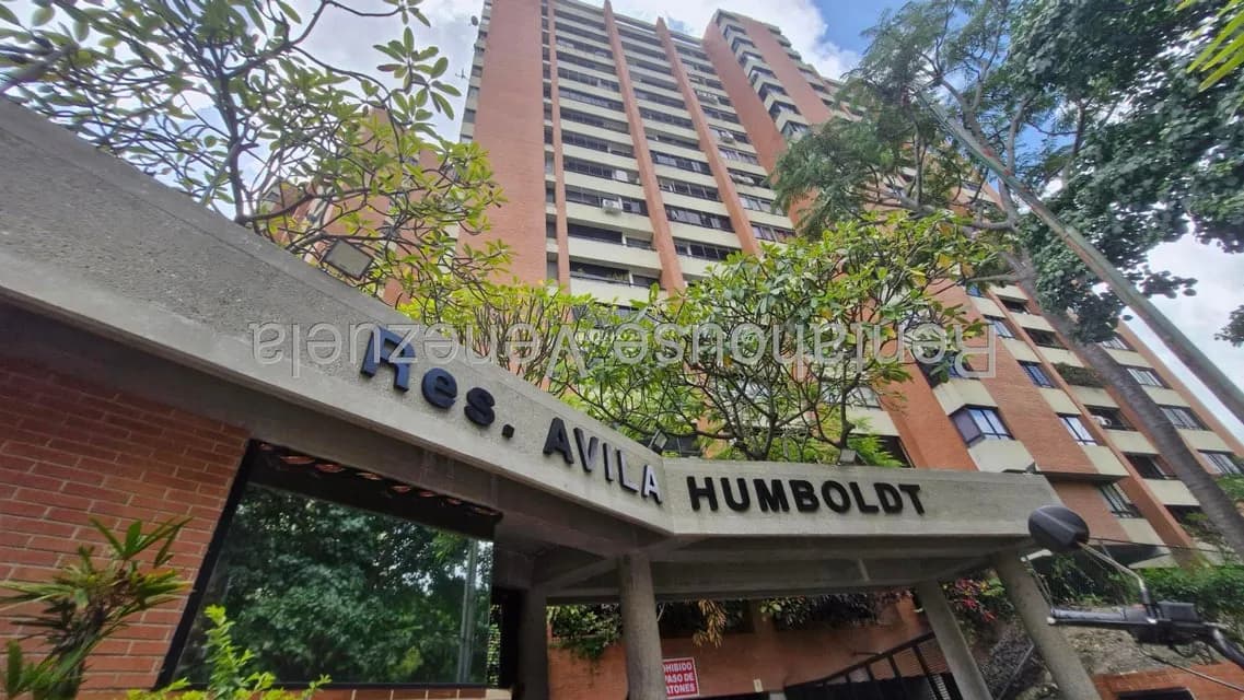 Apartamento (1 Nivel) en Venta en Lomas del Avila, Distrito Metropolitano