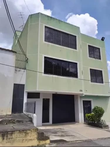 (solo Clientes) Grabiela Vende Edificio Comercial Y Residencial Con Galpón En Los Colorados