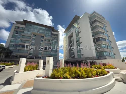 Acogedor Apartamento En Alquiler Lomas De Las Mercedes Amc