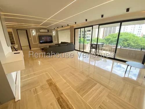 Abella 2621372 En Venta Espectacular Apartamento Completamente Remodeladoedificio Esta Mantenido Y Tiene Pozo De Agua.puestos Separados De Estacionamiento. Tiene Maletero