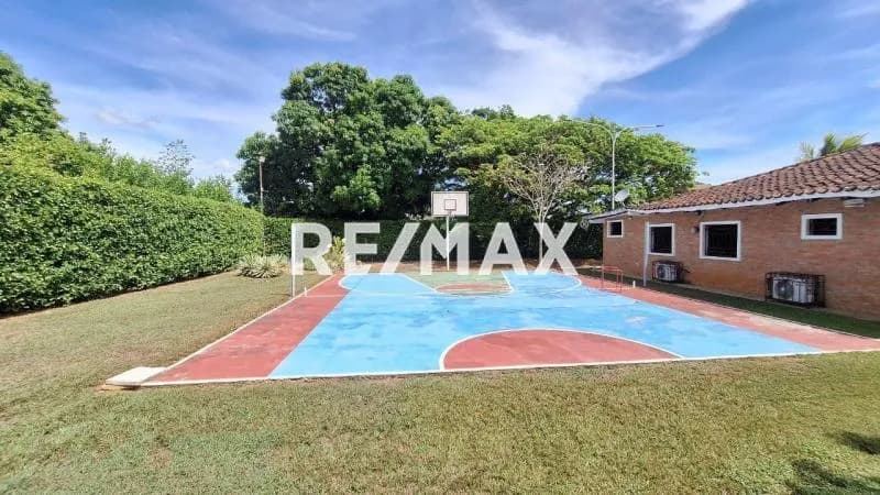 Casa En Venta Safari Carabobo 10579 Metros.