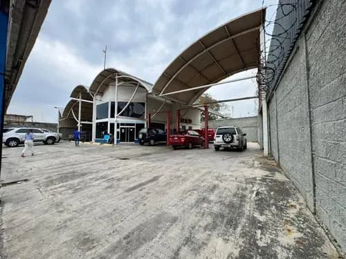 Se Vende Local Comercial En Guacara, Vía Vigirima, Sector El Tocó.