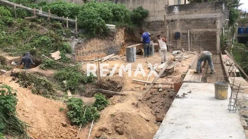 Venta . Terreno. Colinas de Caricar. Caracas