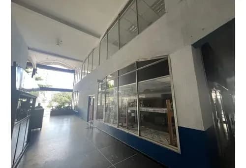 Local En Venta O Alquiler, Cc Pacífico Motors, Maracay.
