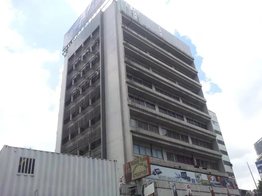 Comercial (Oficina) en Alquiler en Colinas de Bello Monte, Distrito Metropolitano
