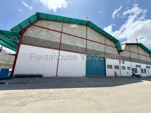 Galpón En Zona Industrial Iii: Con Luz Trifásica, Oficina Y Área De Comedor @eloisabermudez.rah