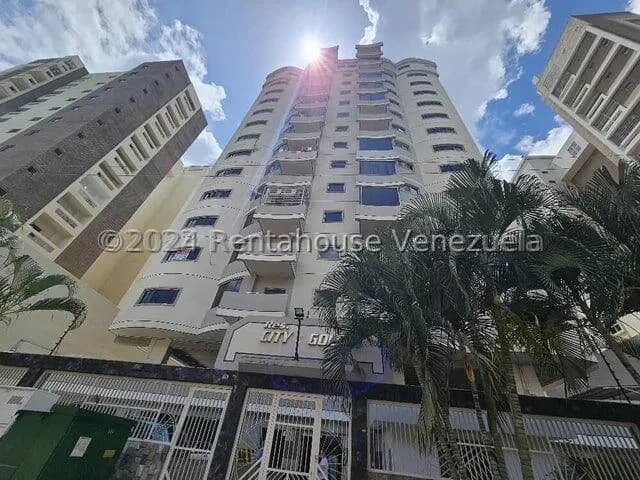 Apartamento (1 Nivel) en Venta en Base Aragua, Aragua