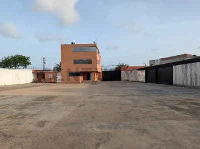 GALPON EQUIPADO INDUSTRIAL EN PORLAMAR ISLA DE MARGARITA