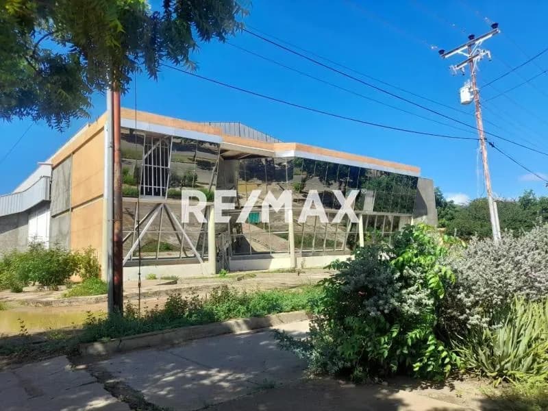 En Venta Local Comercial en excelente ubicación