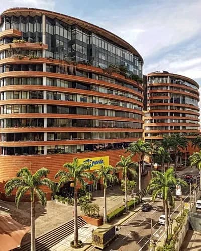 Excelente Oficina En Alquiler Centro Comercial San Ignacio La Castellana Caracas