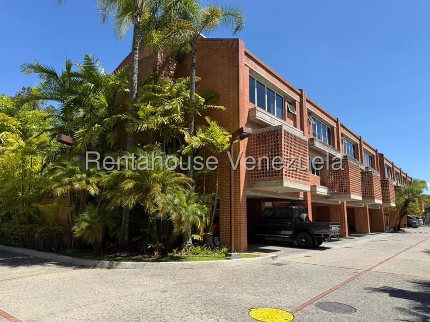 Townhouse (Multiples Niveles) en Venta en La Union, Distrito Metropolitano