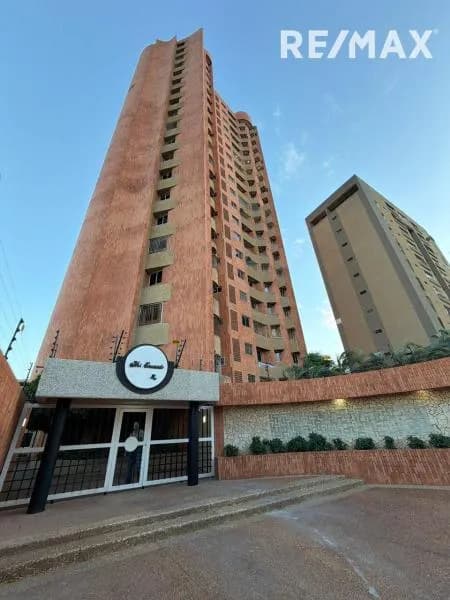 Apartamento en Alquiler Edif. Mi encanto Sector Paraíso