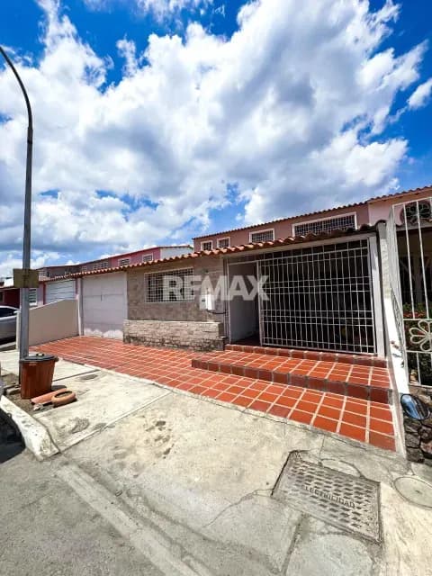 Casa en Venta Urbanización Colinas de la Rosaleda Zona Este - Barquisimeto