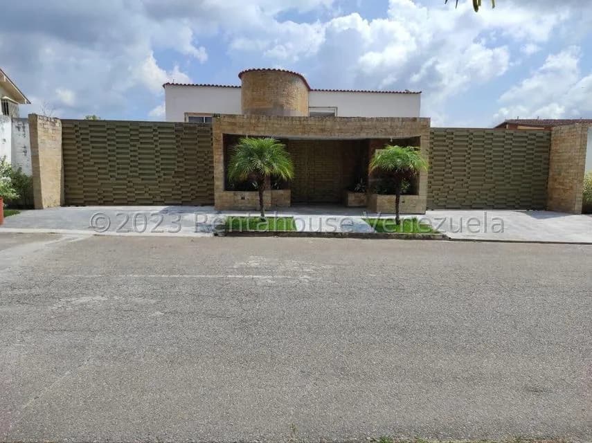 Casa (Multipes Niveles) en Venta en Los Guayabitos, Distrito Metropolitano