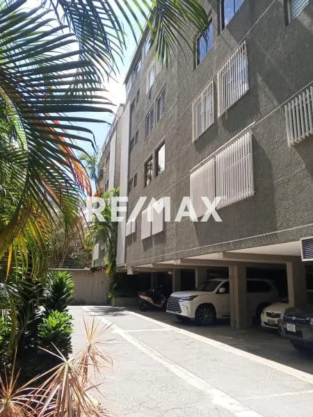 Amplio y grato Apartamento en Alquiler en Terrazas de Santa Inés