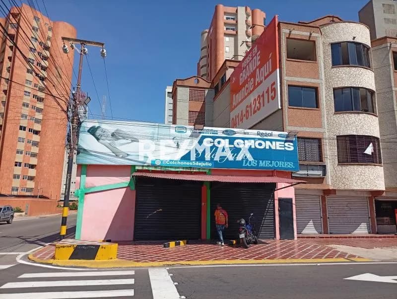 Local Comercial en Alquiler en prolongación 5 de julio