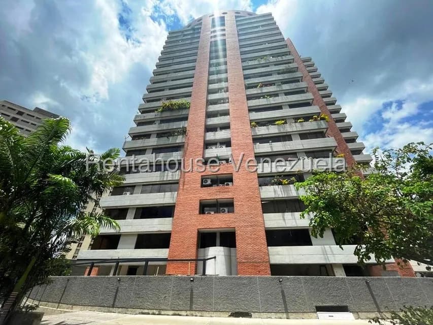 Apartamento (Duplex) en Venta en Los Dos Caminos, Distrito Metropolitano