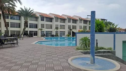 Remax Lider Vende Apartamento Lecheria Planta Baja Casas Bote B-eugenio