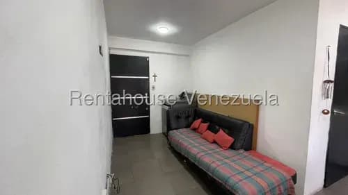 Apartamento En Venta, Urb. Montalban Ii