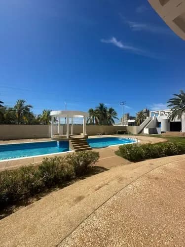 Venta Apartamento Isla De Margarita Avenida Bolivar Edificio Laguna Suites Ll Para Remodelar