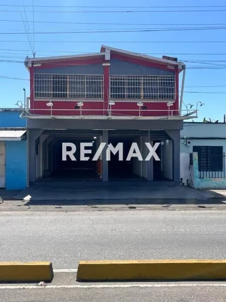 Galpon en VENTA Av. Constitucion