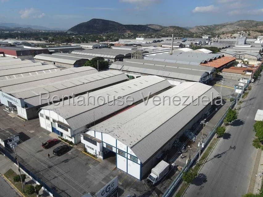Comercial (Galpon - Deposito) en Alquiler en Zona Industrial 3, Lara