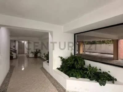 Venta en Edificio Tepuy Caribe Vista a Playa Mansa