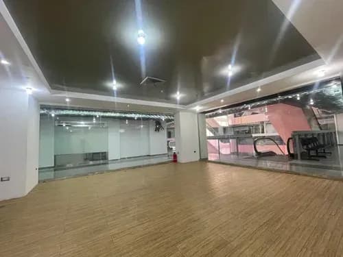 Se Vende Local Comercial Ubicado En El Cc Camoruco Gz