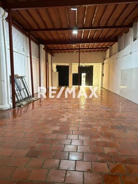 LOCAL COMERCIAL CENTRO