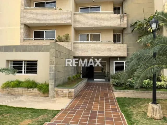 Apartamento tipo estudio amoblado en alquiler en Lago Country III, Maracaibo