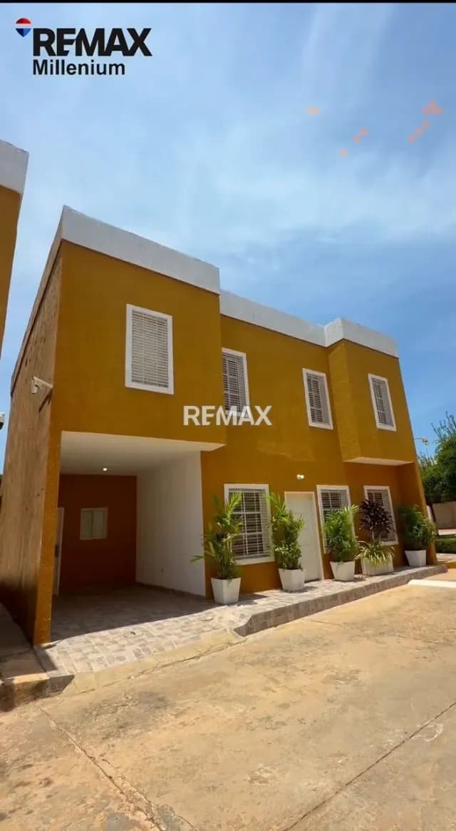 Townhouse en Venta Villa La Ribereña