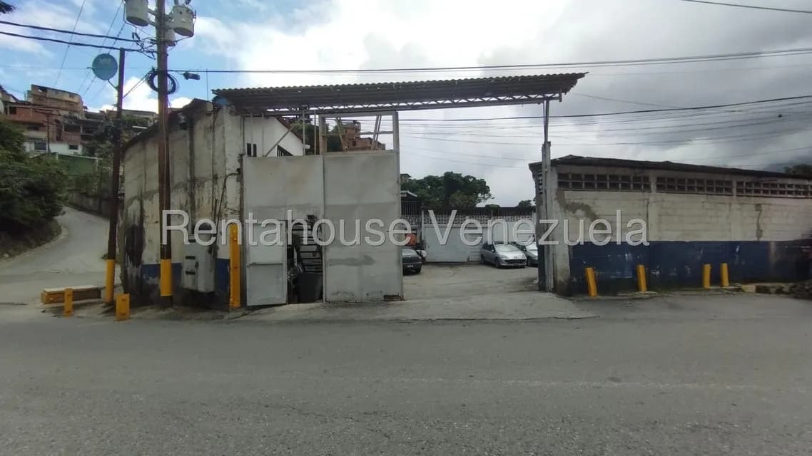 Comercial (Galpon - Deposito) en Venta en Mariche, Distrito Metropolitano