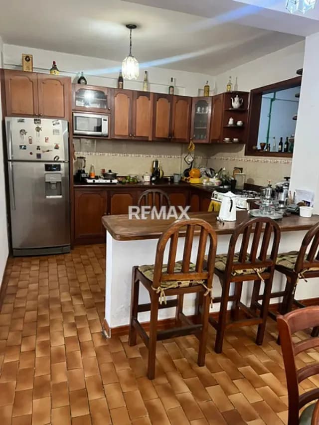 Casa para remodelar pueblo El Hatillo